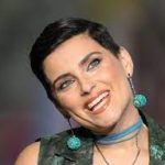 say-it-right-nelly-furtado-book