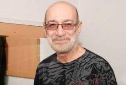 اهنگ هوش مصنوعی سیاوش قمیشی این کیس جدید منه